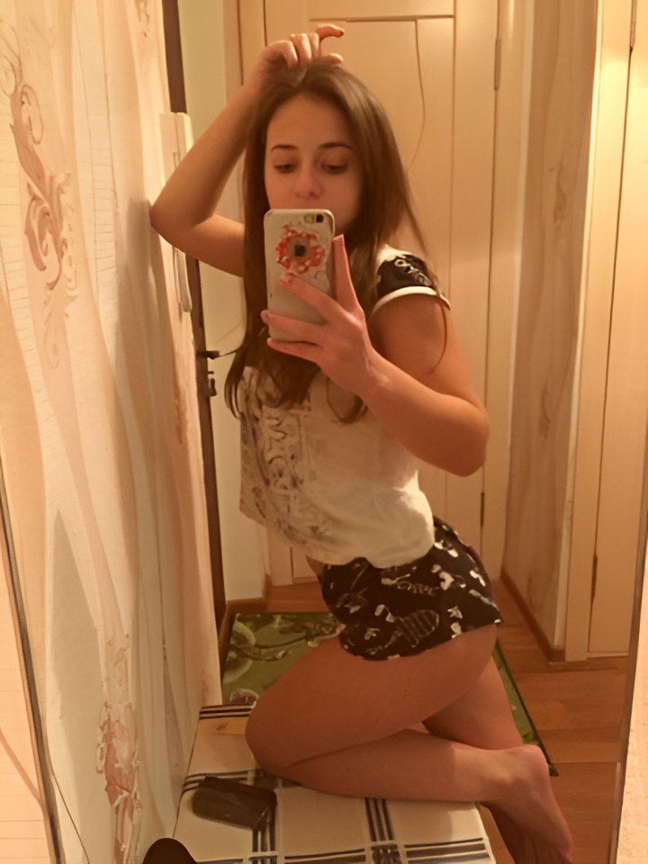 Гелена привлекальеная девушка из Богородицк цена от 10000 руб