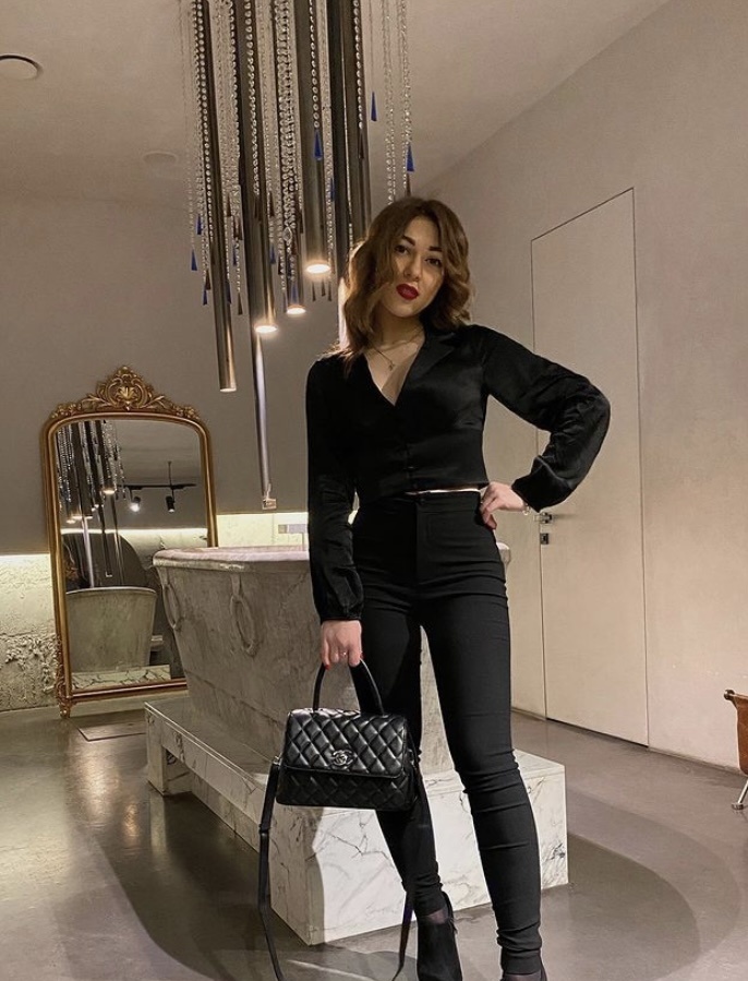 🎥 КАТЯ привлекальеная девушка из Богородицк цена от 8000 руб