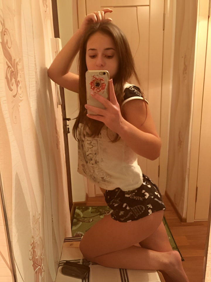 Индивидуалка Юна, доступна для личного знакомства от 5000 руб