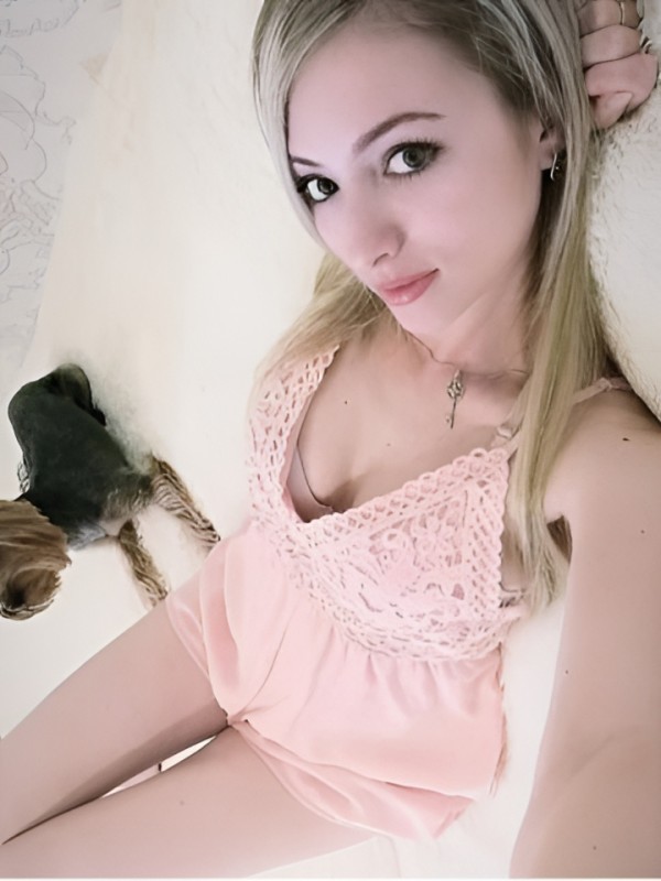 Регина привлекательная девушка из Богородицк цена от 2500 руб