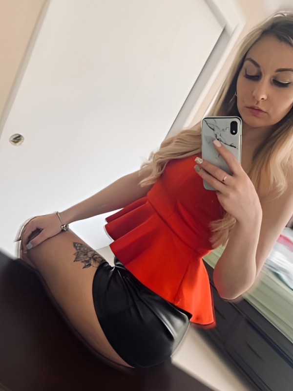 Василиса привлекательная девушка из Богородицк цена от 5000 руб